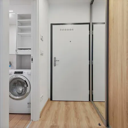 Twin 1 In - With Parking Lejlighed