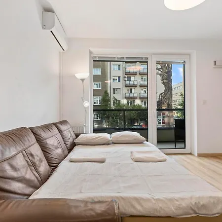 Twin 1 In - With Parking Apartmán Bratislava